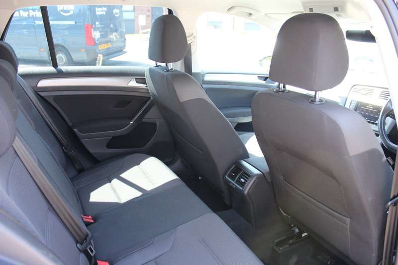 2017 VOLKSWAGEN GOLF 2017 VOLKSWAGEN GOLF