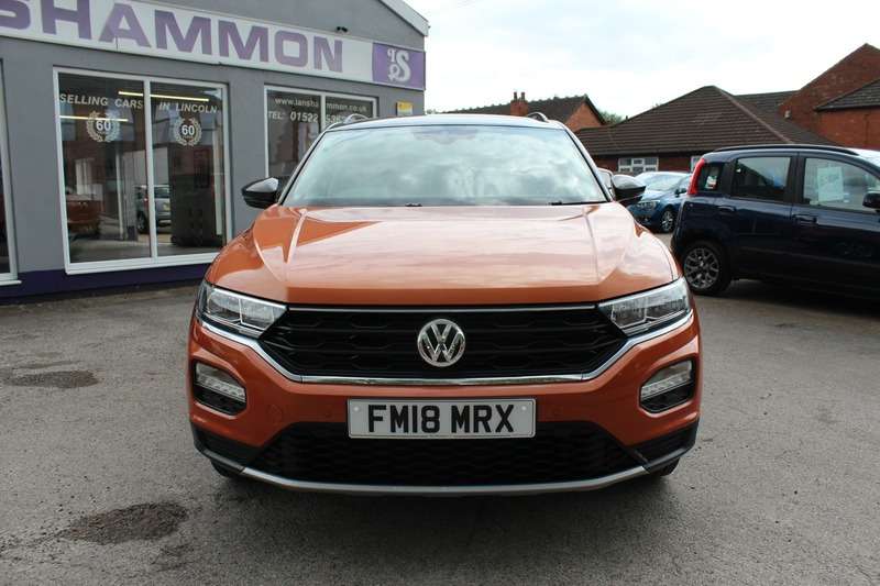 A 2018 VOLKSWAGEN T-ROC 1.0 DESIGN TSI A 2018 VOLKSWAGEN T-ROC 1.0 DESIGN TSI