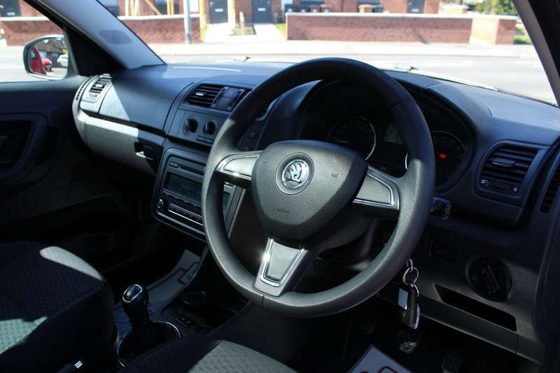 2014 SKODA ROOMSTER 2014 SKODA ROOMSTER