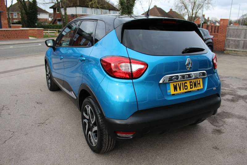 A 2016 RENAULT CAPTUR DYNAMIQUE S NAV TCE A 2016 RENAULT CAPTUR DYNAMIQUE S NAV TCE