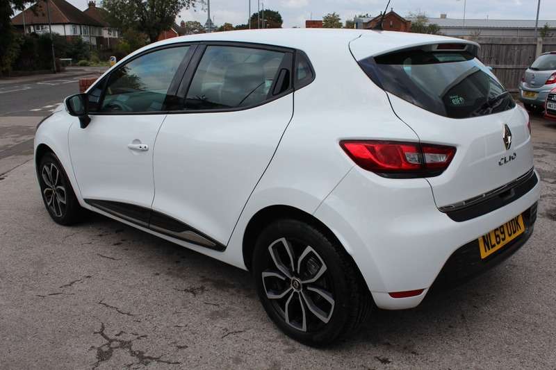 2019 RENAULT CLIO 2019 RENAULT CLIO