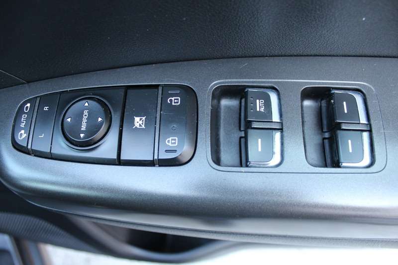 2017 KIA SPORTAGE 2017 KIA SPORTAGE