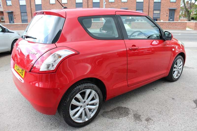 2015 SUZUKI SWIFT 2015 SUZUKI SWIFT