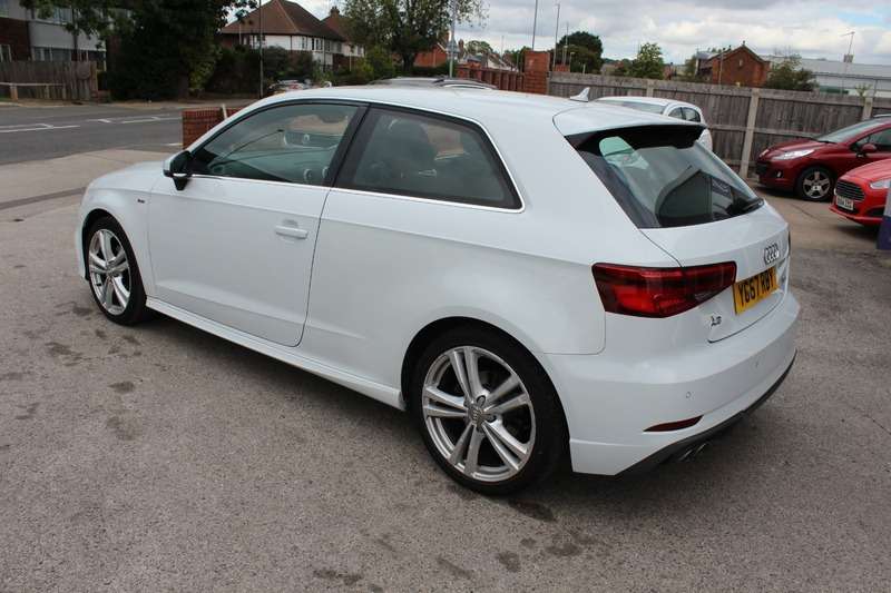 A 2017 AUDI A3 TFSI S LINE A 2017 AUDI A3 TFSI S LINE