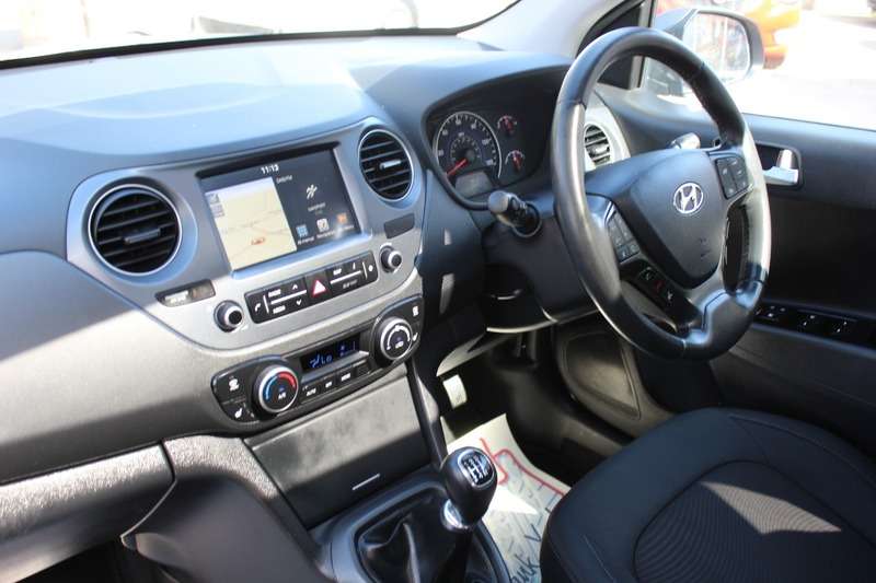 2017 HYUNDAI I10 2017 HYUNDAI I10