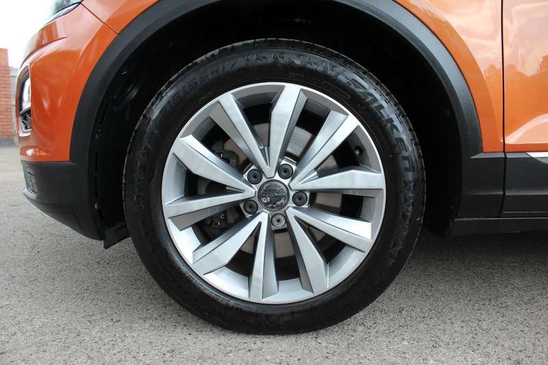2018 VOLKSWAGEN T-ROC 2018 VOLKSWAGEN T-ROC