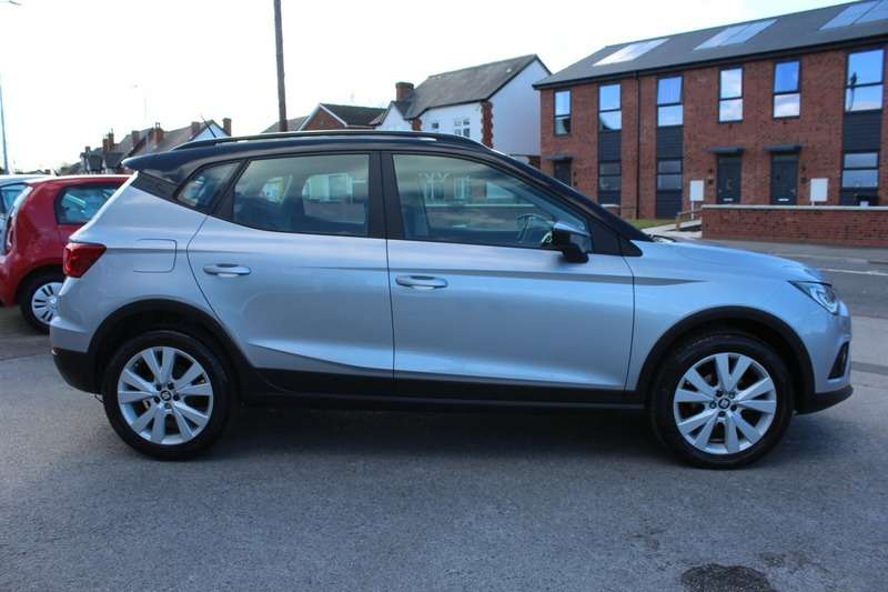 A 2018 SEAT ARONA TSI SE TECHNOLOGY A 2018 SEAT ARONA TSI SE TECHNOLOGY