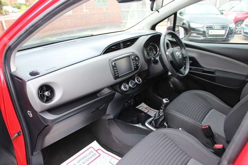 2019 TOYOTA YARIS 2019 TOYOTA YARIS