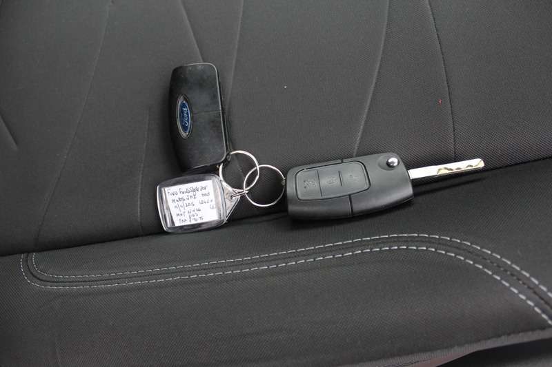 2015 FORD FIESTA 2015 FORD FIESTA