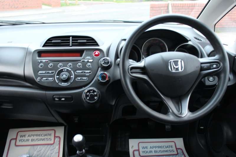 2014 HONDA JAZZ 2014 HONDA JAZZ
