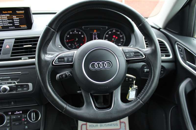 2018 AUDI Q3 2018 AUDI Q3