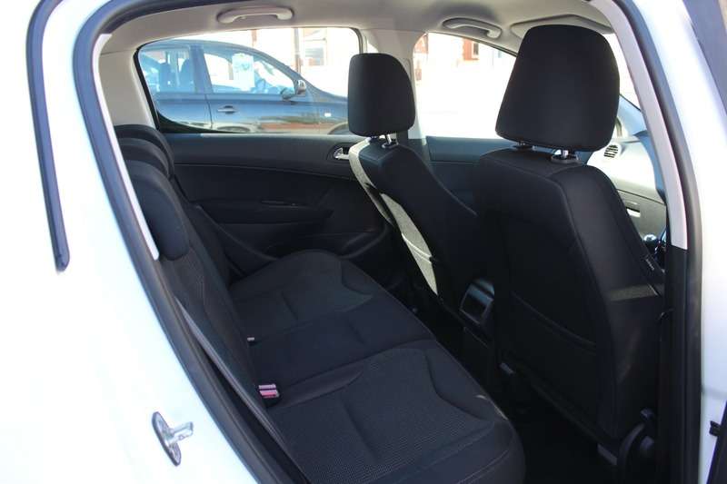 2013 PEUGEOT 308 2013 PEUGEOT 308