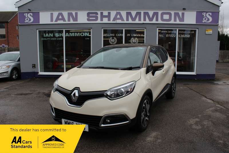 A 2016 RENAULT CAPTUR ICONIC NAV DCI A 2016 RENAULT CAPTUR ICONIC NAV DCI