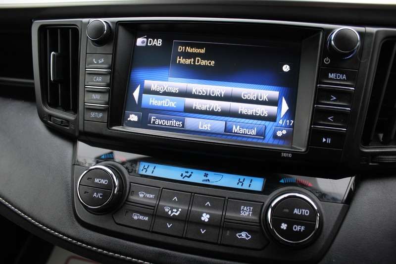 2017 TOYOTA RAV4 2017 TOYOTA RAV4