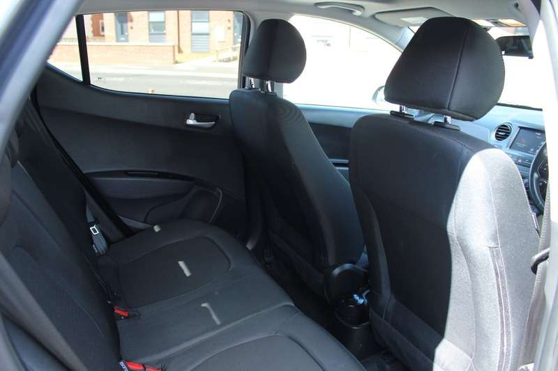 2017 HYUNDAI I10 2017 HYUNDAI I10