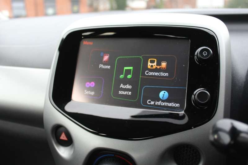 2015 PEUGEOT 108 2015 PEUGEOT 108