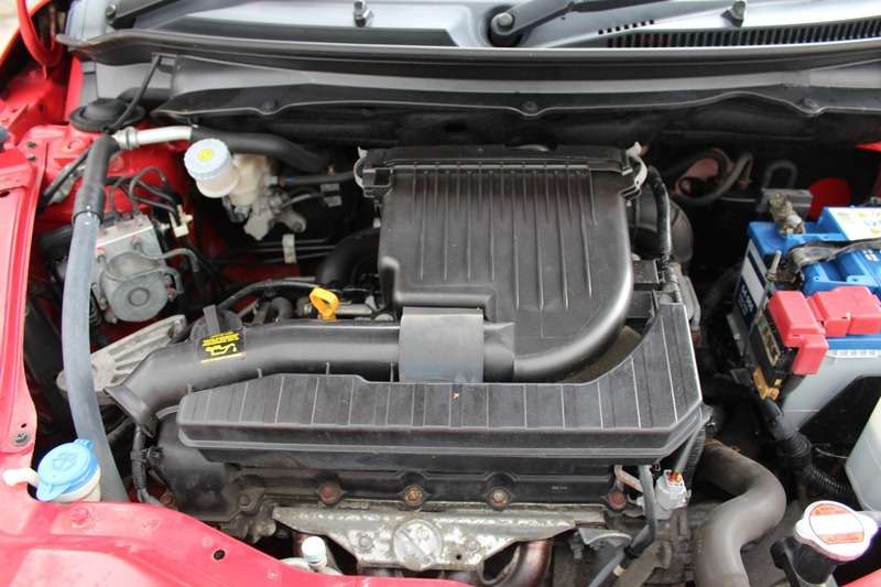 2015 SUZUKI SWIFT 2015 SUZUKI SWIFT