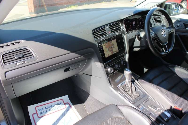 2019 VOLKSWAGEN GOLF 2019 VOLKSWAGEN GOLF