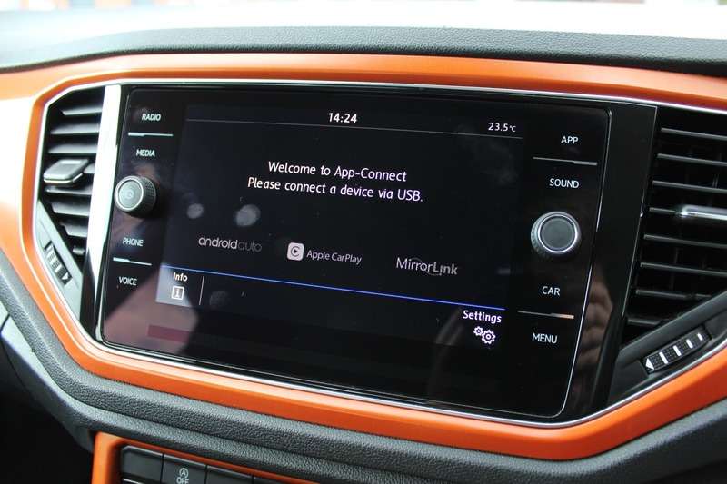 2018 VOLKSWAGEN T-ROC 2018 VOLKSWAGEN T-ROC