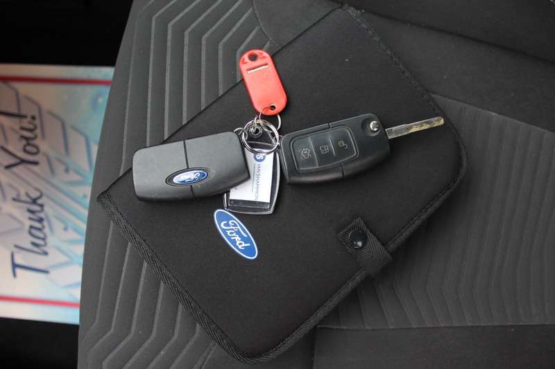 2013 FORD FIESTA 2013 FORD FIESTA