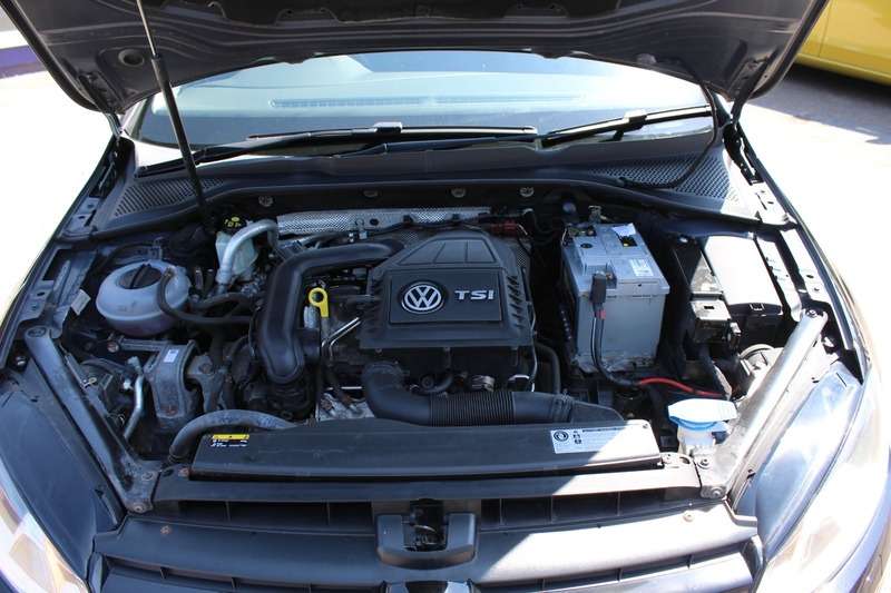 2017 VOLKSWAGEN GOLF 2017 VOLKSWAGEN GOLF