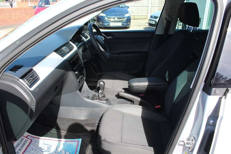 2014 SKODA RAPID 2014 SKODA RAPID