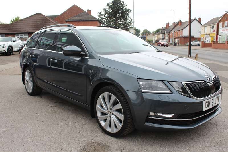 A 2019 SKODA OCTAVIA 2.0 LAURIN AND KLEMENT TSI DSG A 2019 SKODA OCTAVIA 2.0 LAURIN AND KLEMENT TSI DSG