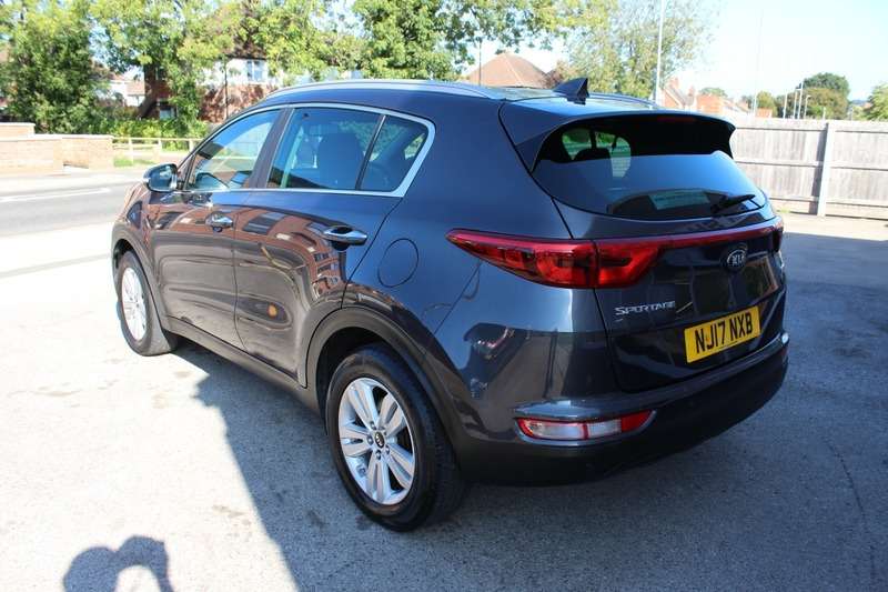 A 2017 KIA SPORTAGE CRDI 2 ISG A 2017 KIA SPORTAGE CRDI 2 ISG