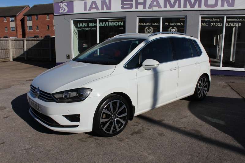 A 2016 VOLKSWAGEN GOLF 2.0 GT TDI DSG A 2016 VOLKSWAGEN GOLF 2.0 GT TDI DSG