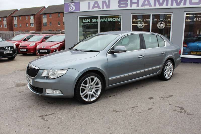 A 2012 SKODA SUPERB ELEGANCE2.0 TDI CR DSG A 2012 SKODA SUPERB ELEGANCE2.0 TDI CR DSG