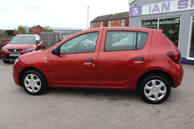 2017 DACIA SANDERO 2017 DACIA SANDERO