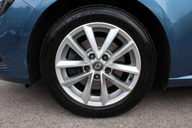 2017 RENAULT MEGANE 2017 RENAULT MEGANE