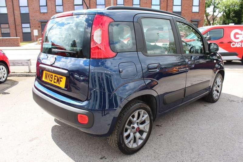 A 2019 FIAT PANDA 1.2 LOUNGE A 2019 FIAT PANDA 1.2 LOUNGE