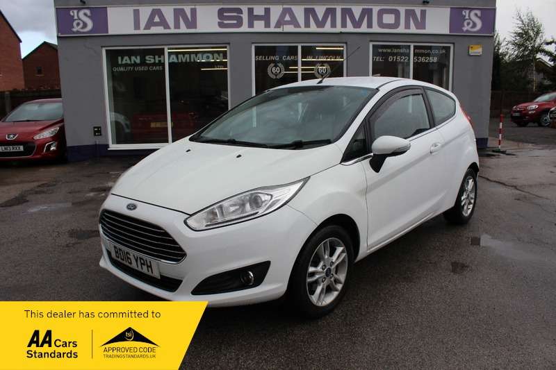 A 2016 FORD FIESTA 1.25 ZETEC THREE DOOR . A 2016 FORD FIESTA 1.25 ZETEC THREE DOOR .