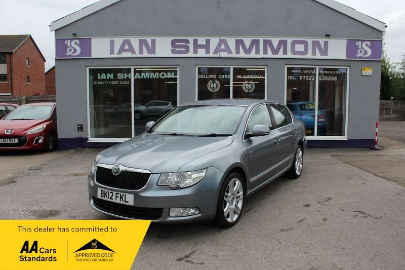 A 2012 SKODA SUPERB ELEGANCE2.0 TDI CR DSG A 2012 SKODA SUPERB ELEGANCE2.0 TDI CR DSG