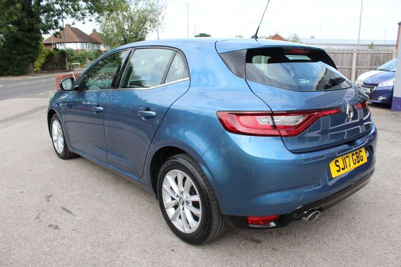 2017 RENAULT MEGANE 2017 RENAULT MEGANE