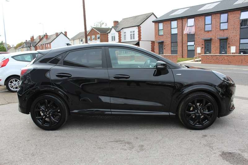 A 2020 FORD PUMA 1.0 ST-LINE X FIRST EDITION A 2020 FORD PUMA 1.0 ST-LINE X FIRST EDITION