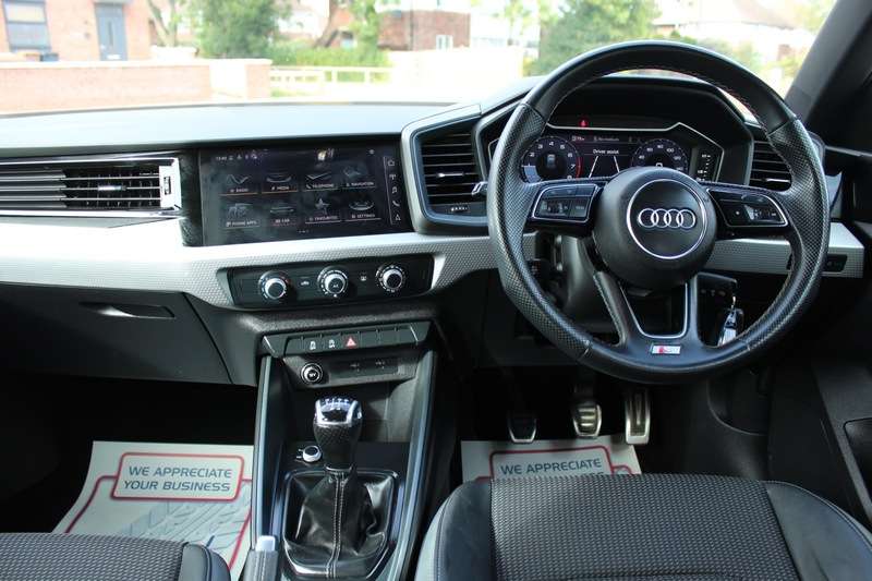 2022 AUDI A1 2022 AUDI A1