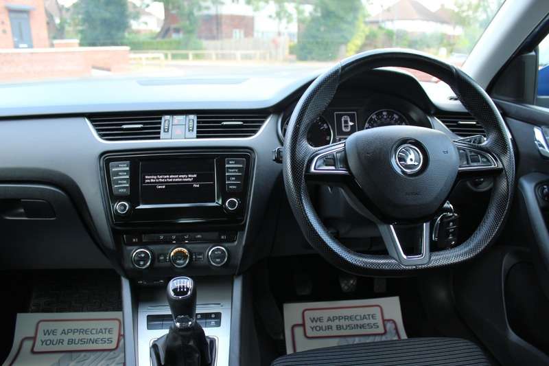 2016 SKODA OCTAVIA 2016 SKODA OCTAVIA
