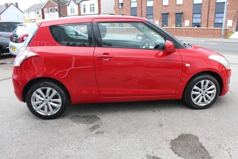 2015 SUZUKI SWIFT 2015 SUZUKI SWIFT