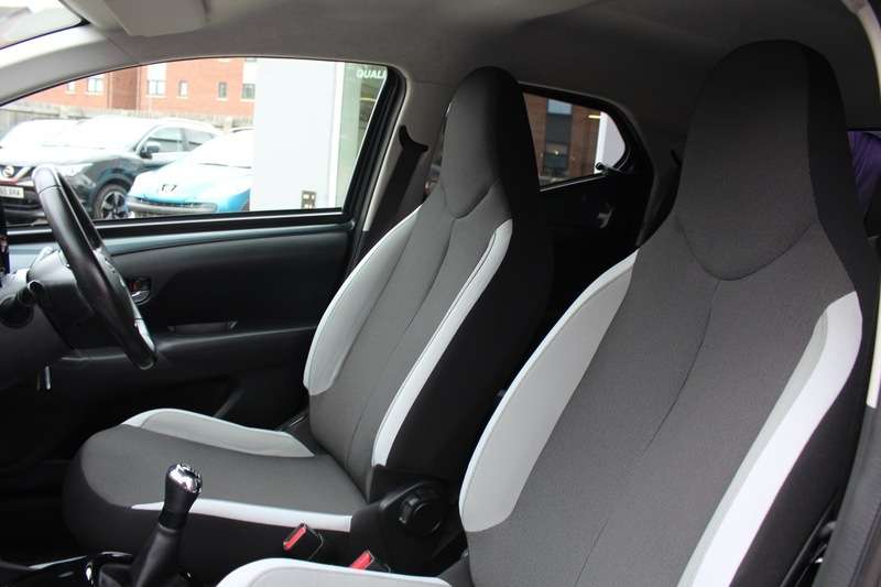 2018 TOYOTA AYGO 2018 TOYOTA AYGO