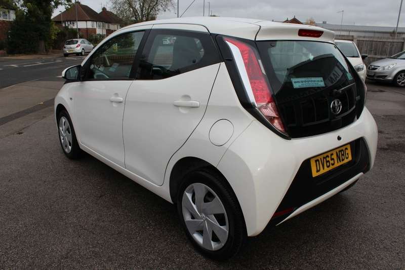 2015 TOYOTA AYGO 2015 TOYOTA AYGO