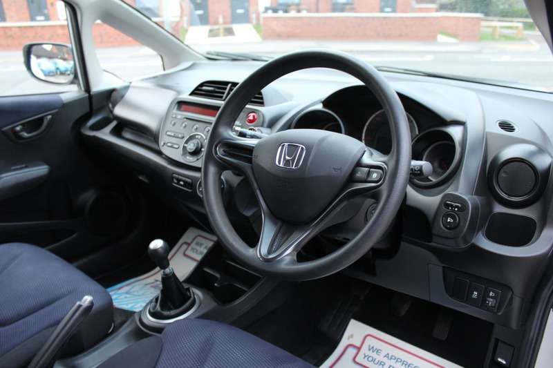 2014 HONDA JAZZ 2014 HONDA JAZZ