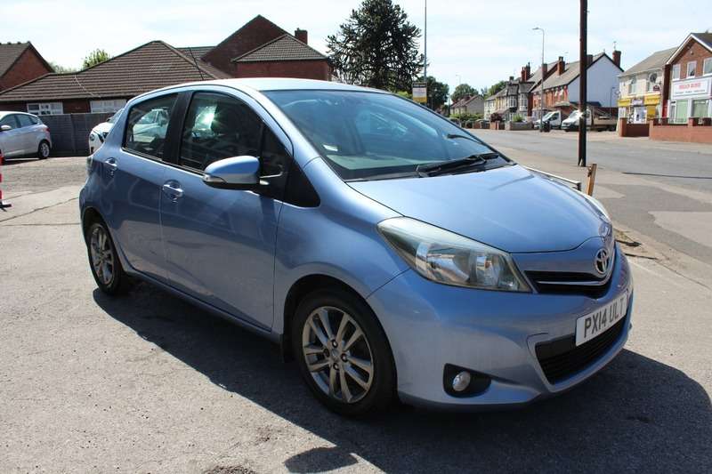 A 2014 TOYOTA YARIS D-4D ICON PLUS A 2014 TOYOTA YARIS D-4D ICON PLUS