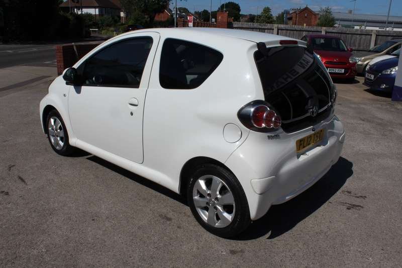 A 2012 TOYOTA AYGO VVT-I FIRE A 2012 TOYOTA AYGO VVT-I FIRE