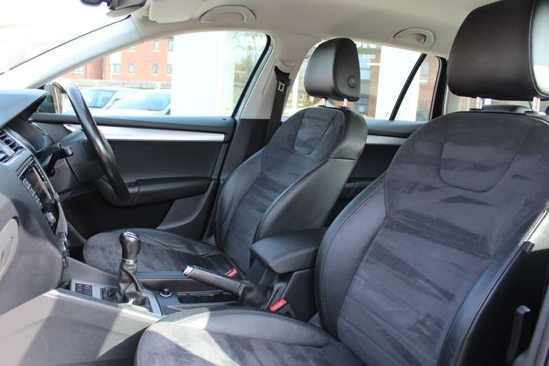 2017 SKODA OCTAVIA 2017 SKODA OCTAVIA