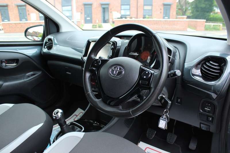 2018 TOYOTA AYGO 2018 TOYOTA AYGO