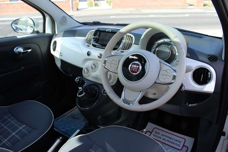 2016 FIAT 500 2016 FIAT 500