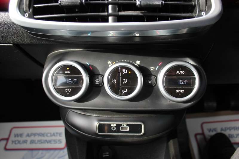 2017 FIAT 500X 2017 FIAT 500X