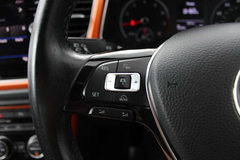 2018 VOLKSWAGEN T-ROC 2018 VOLKSWAGEN T-ROC